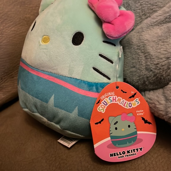 NWT Sanrio Hello Kitty Halloween 5 inch Squishmallow - Picture 2 of 10